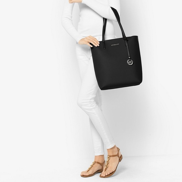 Michael Kors Hayley tote bag - Picture 16 of 16